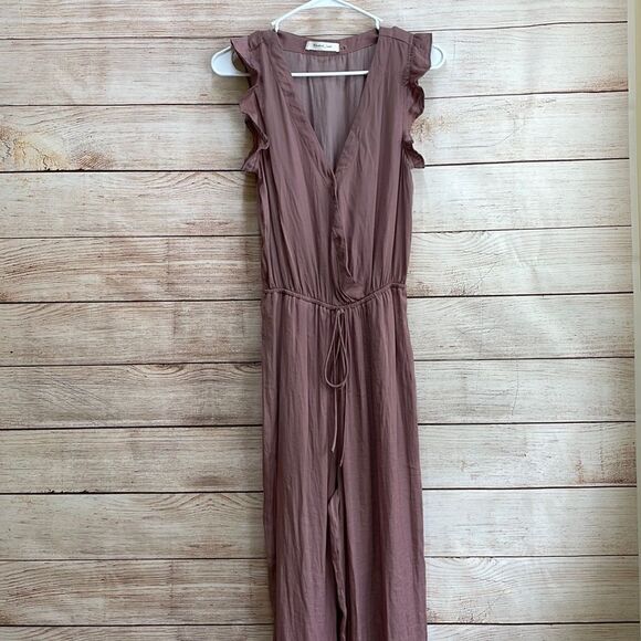 MUSTARD SEED JUMPSUIT IN SOFT AND FLOWY FABRIC - Picture 1 of 7